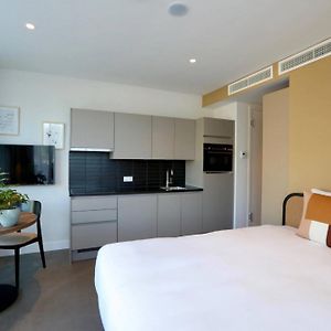 Studio met een King Size Bed